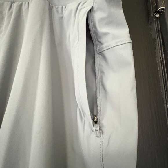 🩳🍋 LIKE NEW ✨ Men's Lululemon Surge Jogger 29" Silver Drop - Picture 2 of 5